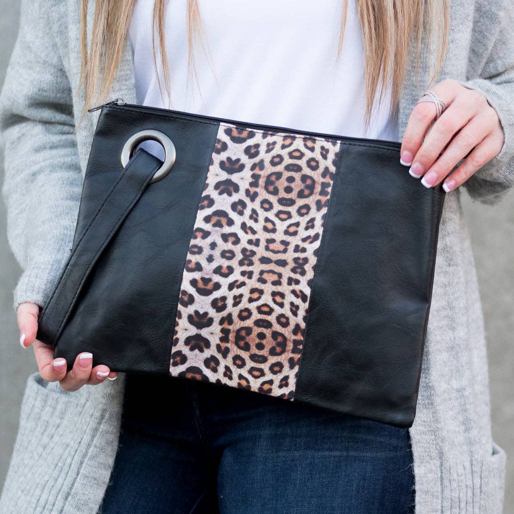 Leopard Dual Tone Clutch: Black Leopard